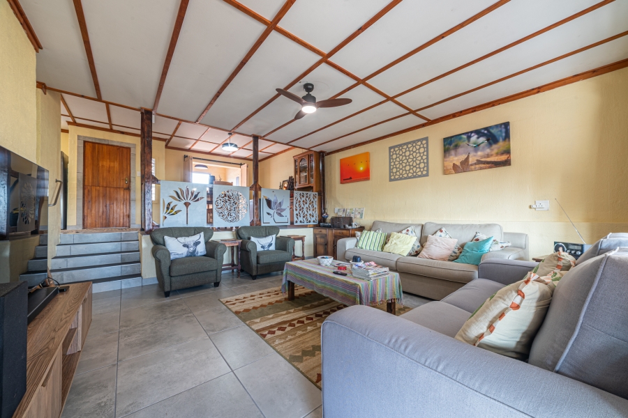 3 Bedroom Property for Sale in Fraaiuitsig Western Cape